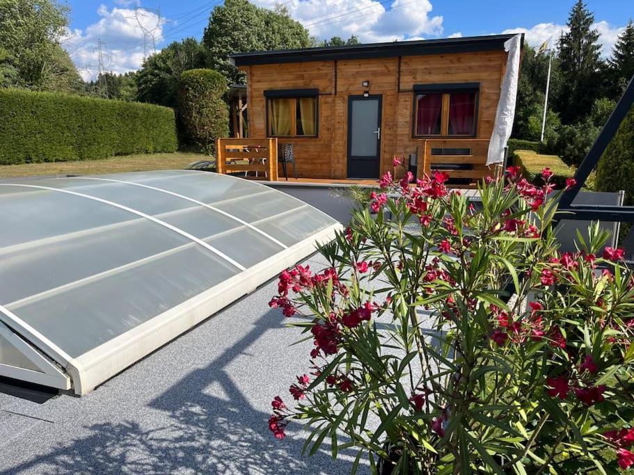 Chalet 2 Personnes Avec Jacuzzi Et Piscine Saisonniere Partagee Corcieux Exteriör bild